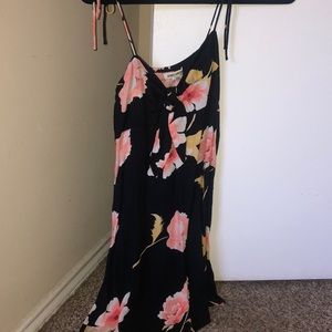 Billsbong floral dress